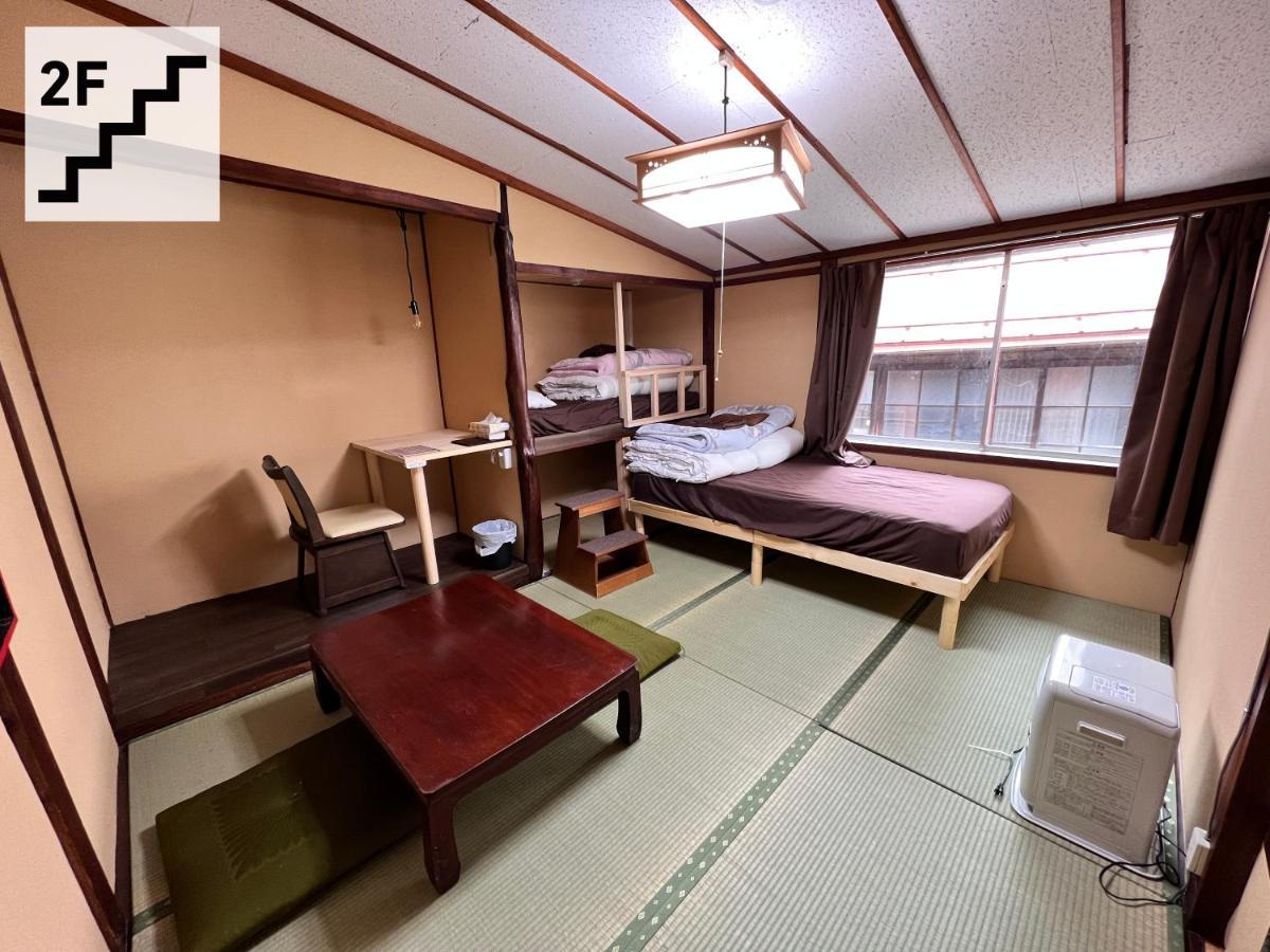 Hostel Murasaki Ryokan Takayama  Zewnętrze zdjęcie