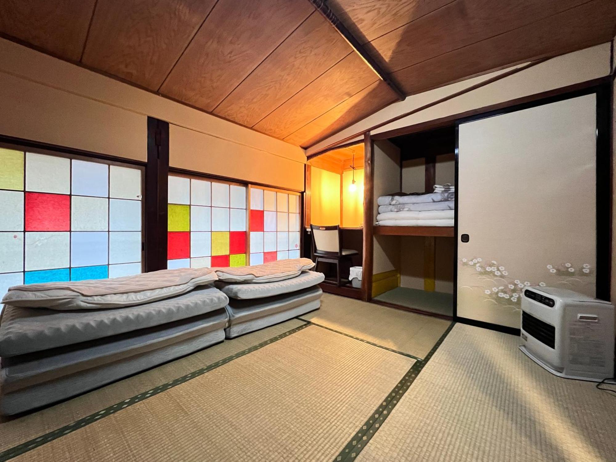 Hostel Murasaki Ryokan Takayama  Zewnętrze zdjęcie